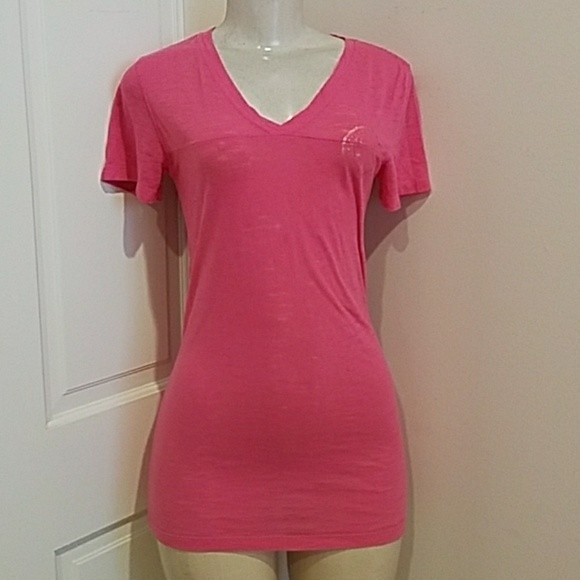 PINK VICTORIA'S SECRET PINK T SHIRT SIZE SMALL. - Picture 1 of 6